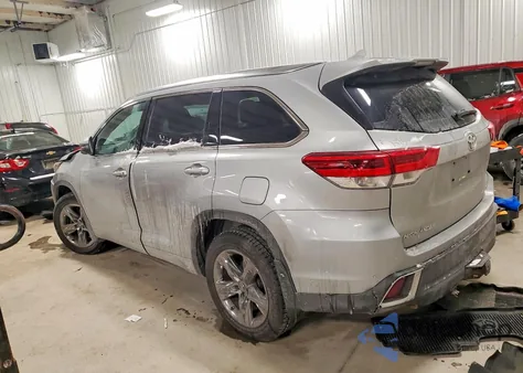 2018 Toyota Highlander Limited from USA, damaged, VIN 5TDDZRFH2JS854771